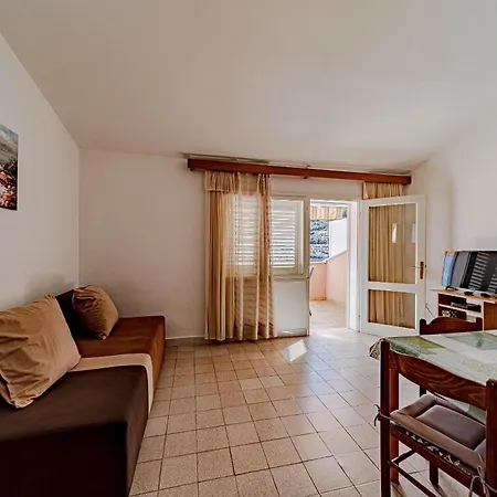 Apartment Vesna Brna